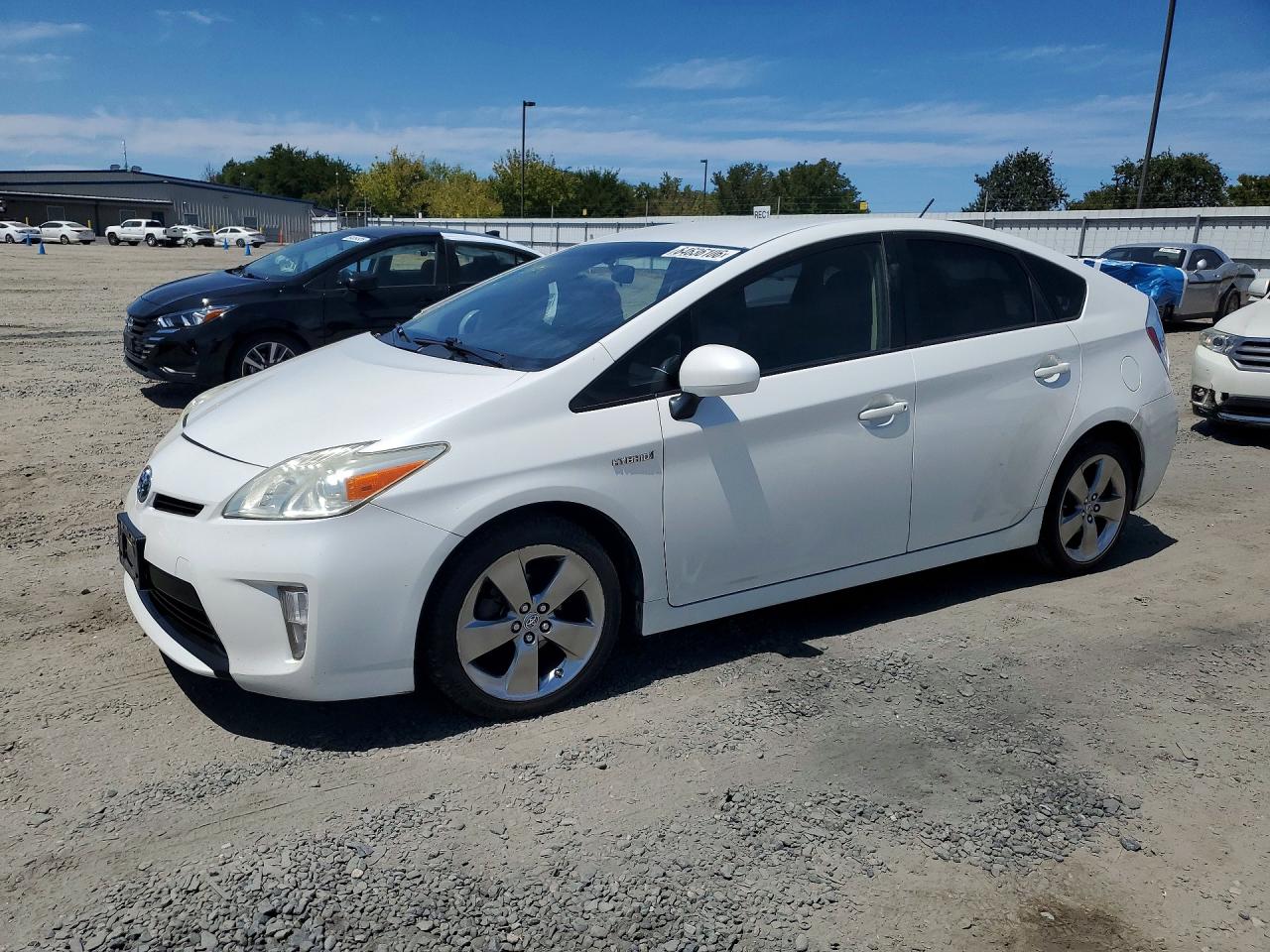 2013 TOYOTA PRIUS