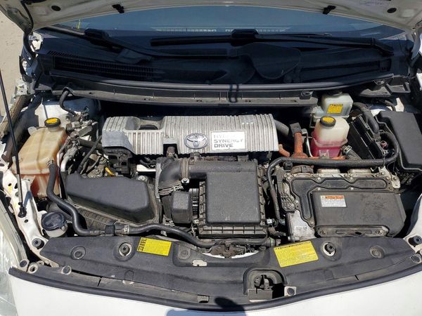 2013 TOYOTA PRIUS