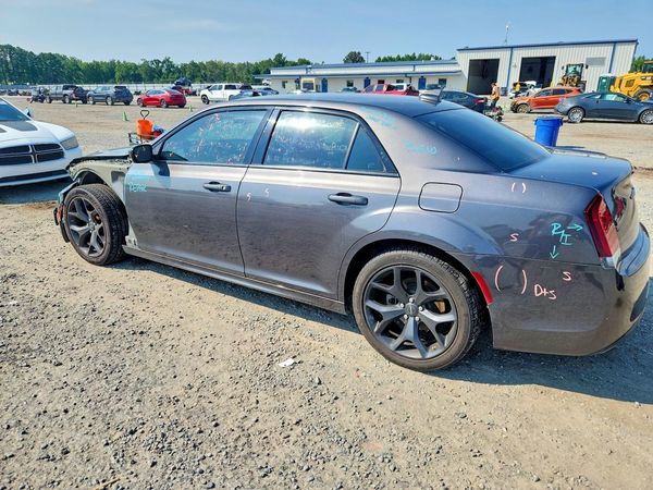 2022 CHRYSLER 300
