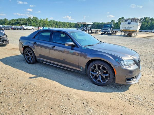 2022 CHRYSLER 300