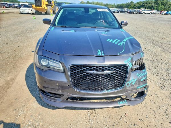 2022 CHRYSLER 300