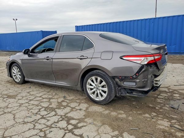 2018 TOYOTA CAMRY
