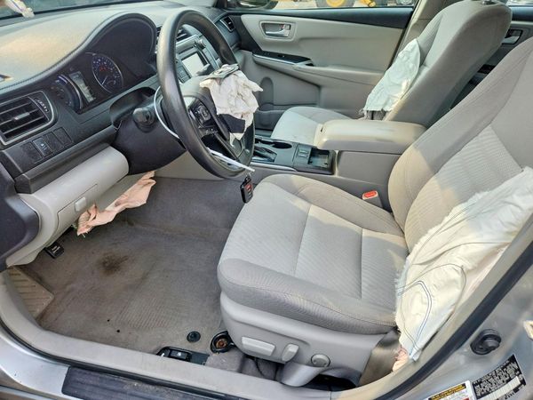 2017 TOYOTA CAMRY SOLA LE/SE/XLE Hybrid — DENT