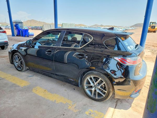 2016 LEXUS CT 200h