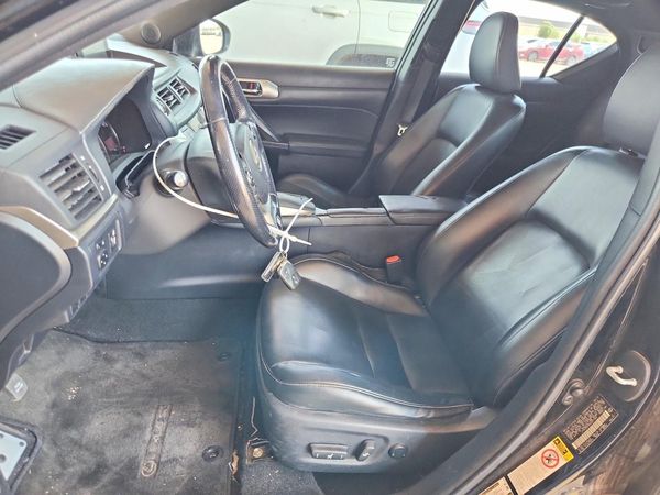 2016 LEXUS CT 200h