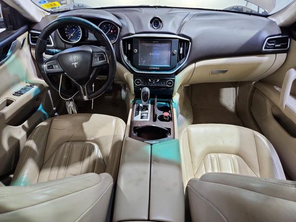 2015 MASERATI GHIBLI