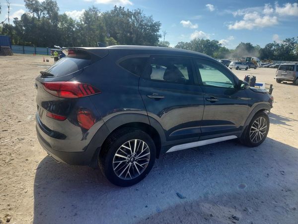 2020 HYUNDAI TUCSON