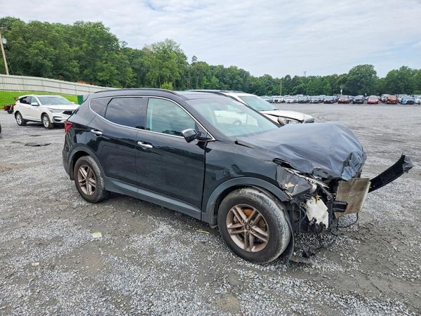 2018 HYUNDAI SANTA FE — Passenger 3/4