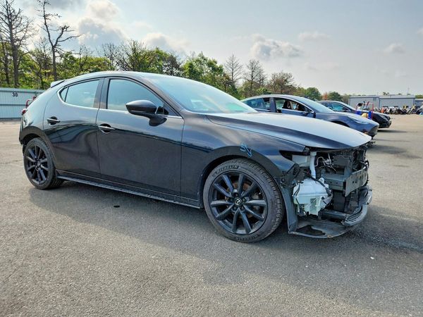2022 MAZDA 3 Premium Plus Package