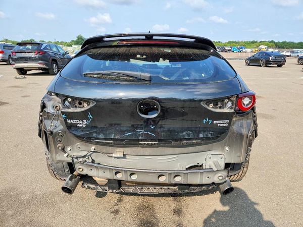 2022 MAZDA 3 Premium Plus Package