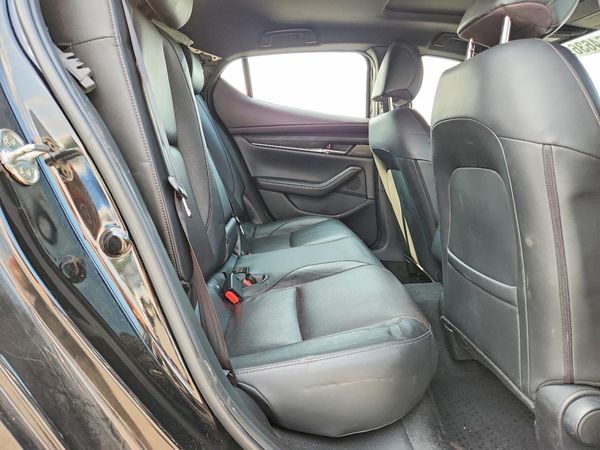 2022 MAZDA 3 Premium Plus Package