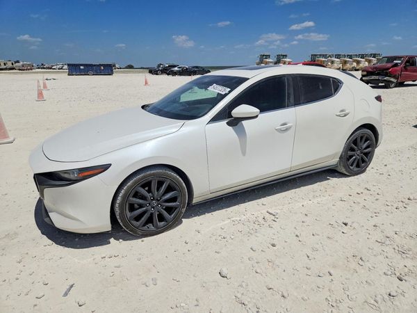 2020 MAZDA 3