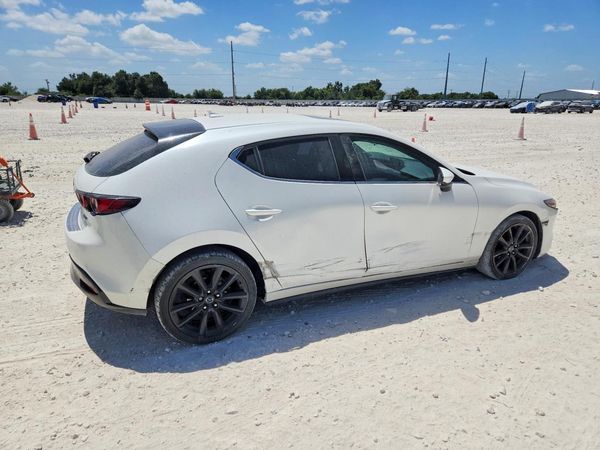 2020 MAZDA 3
