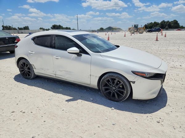 2020 MAZDA 3