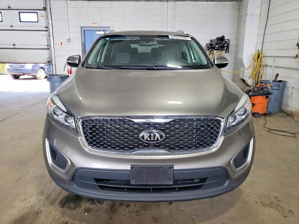 2017 KIA SORENTO L, LX