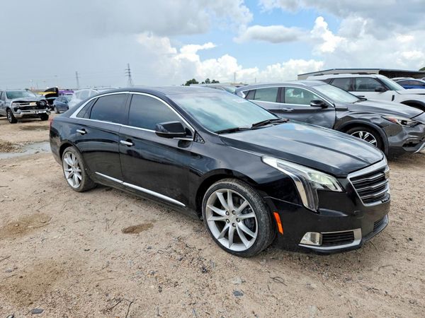 2018 CADILLAC XTS Premium Luxury