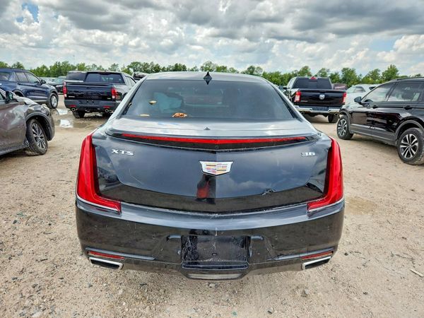 2018 CADILLAC XTS Premium Luxury