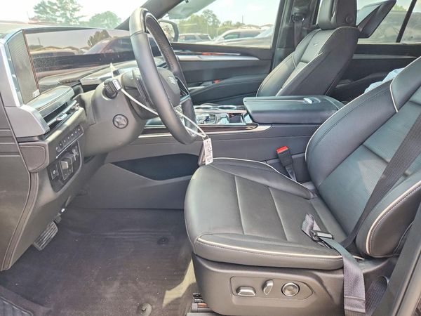 2026 CADILLAC ESCALADE Luxury+Touring Pkg
