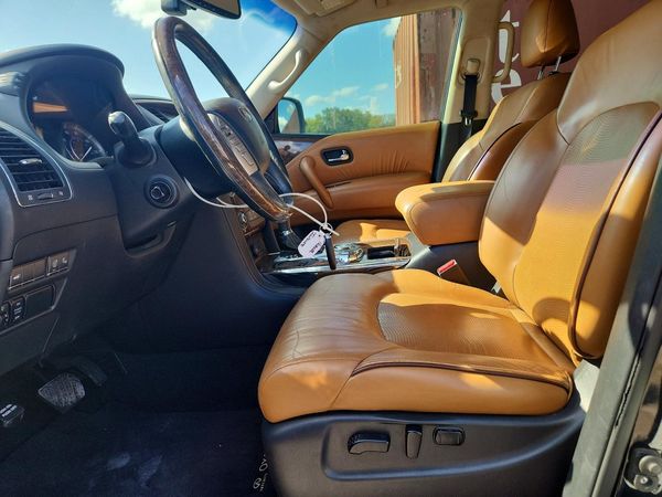2017 INFINITI QX80