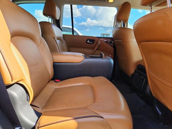 2017 INFINITI QX80