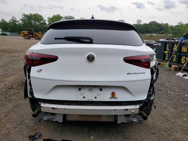 2023 ALFA ROMEO STELVIO AWD