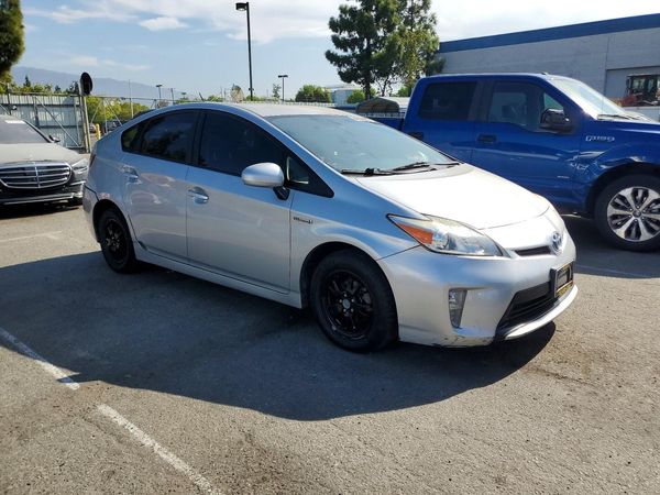 2012 TOYOTA PRIUS