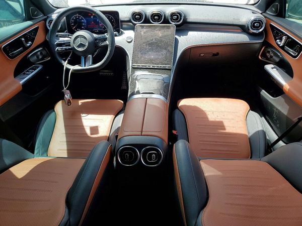 2025 MERCEDES-BENZ C C300
