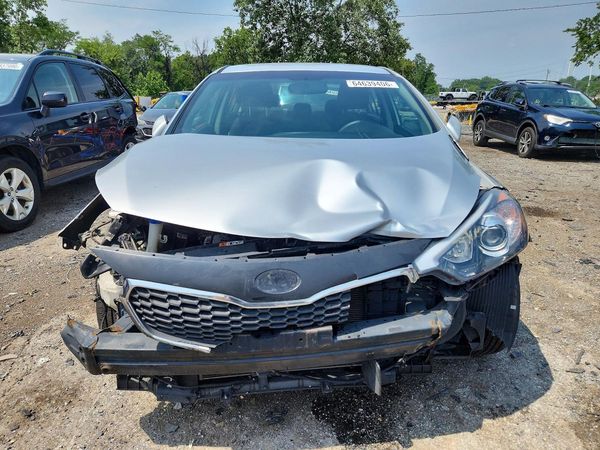 2016 KIA FORTE GL (Middle-Low Grade)