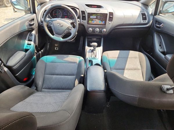 2016 KIA FORTE GL (Middle-Low Grade)