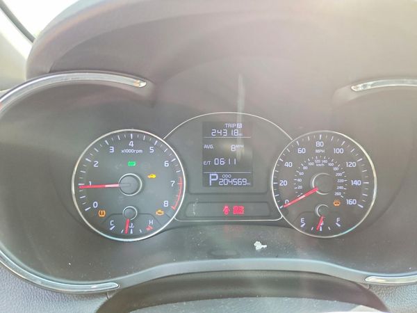 2016 KIA FORTE GL (Middle-Low Grade)