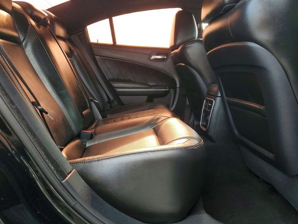 2019 DODGE CHARGER SXT
