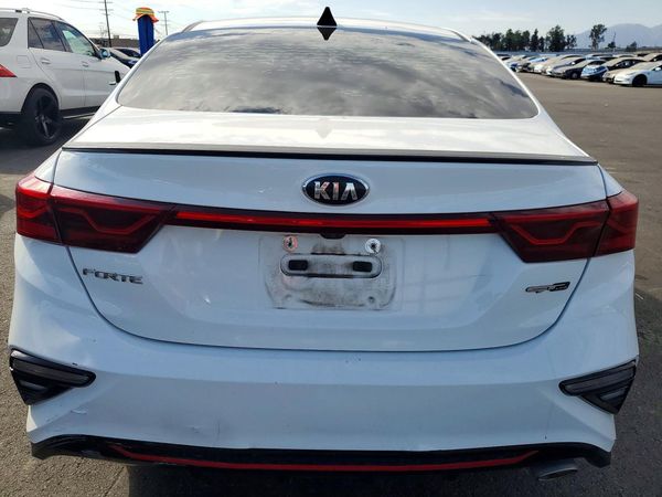 2020 KIA FORTE GT Line