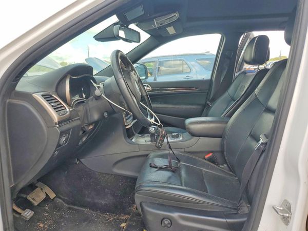 2014 JEEP CHEROKEE Overland — DENT