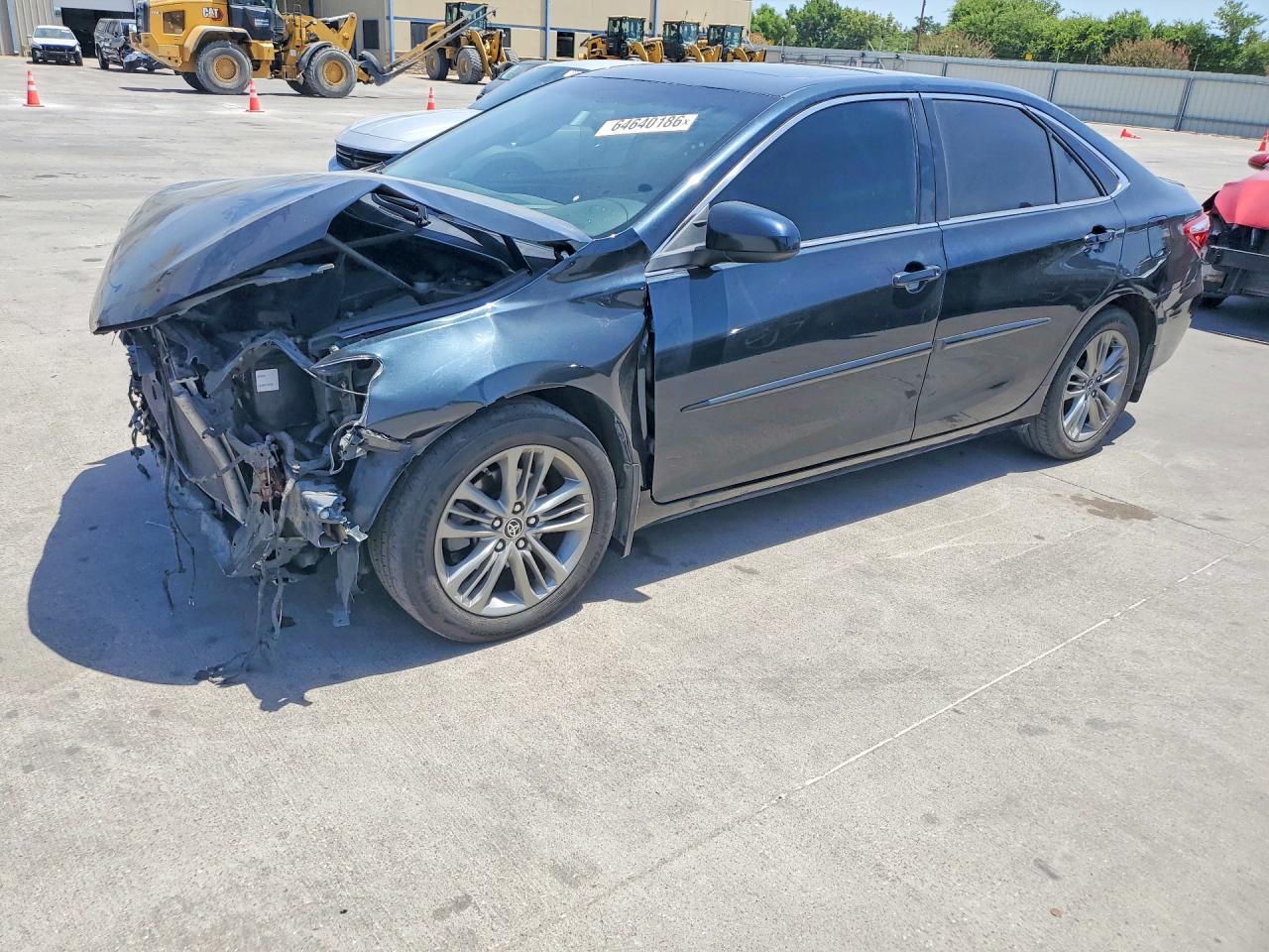 2015 TOYOTA CAMRY