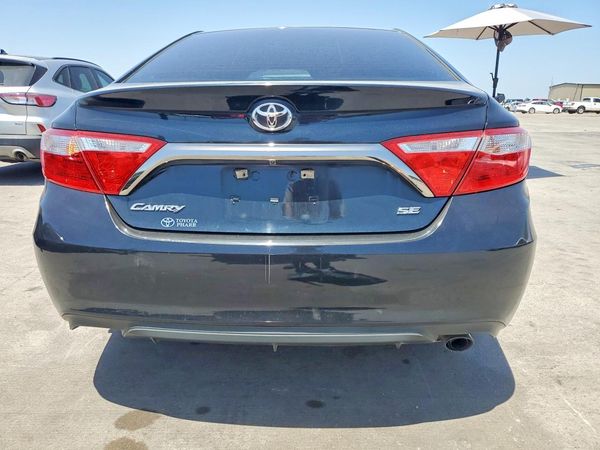 2015 TOYOTA CAMRY