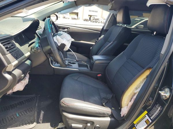 2015 TOYOTA CAMRY