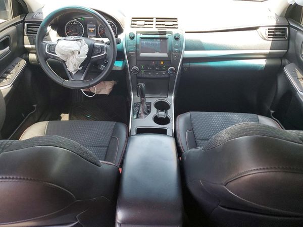 2015 TOYOTA CAMRY