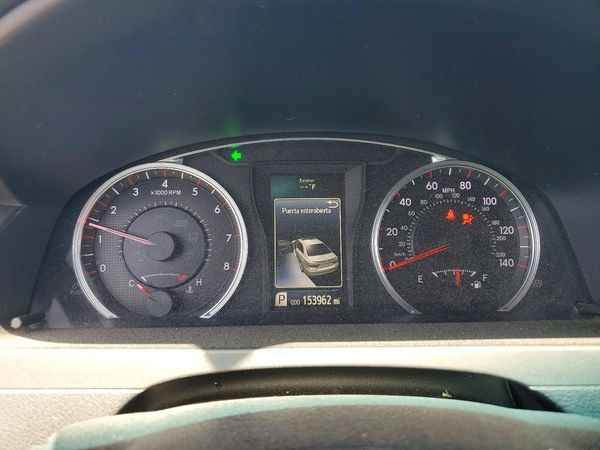 2015 TOYOTA CAMRY