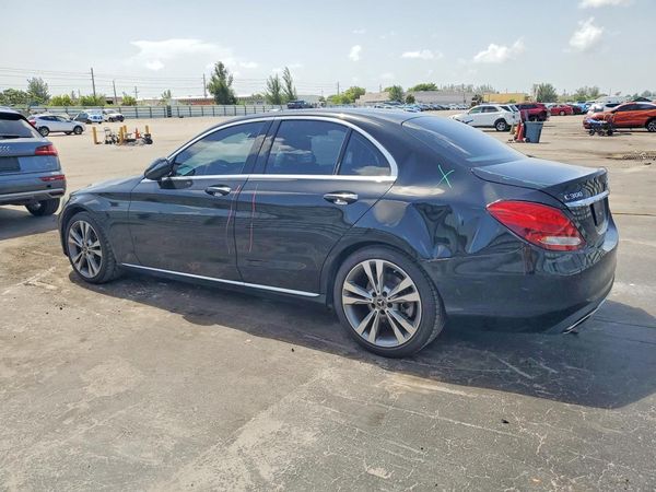 2017 MERCEDES-BENZ C C300