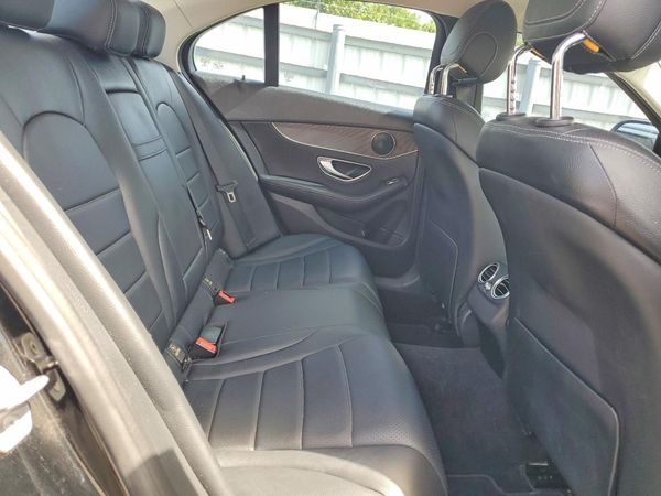 2017 MERCEDES-BENZ C C300