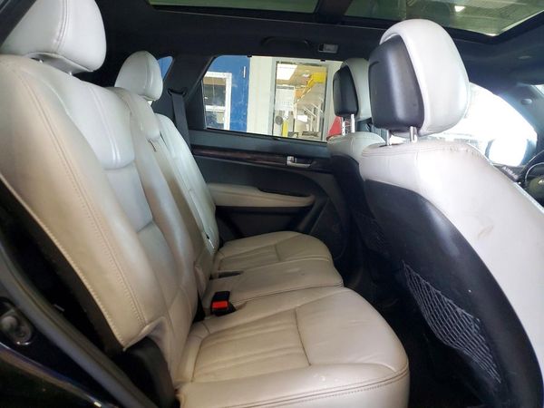 2014 KIA SORENTO