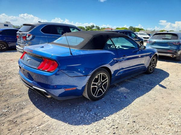 2022 FORD MUSTANG