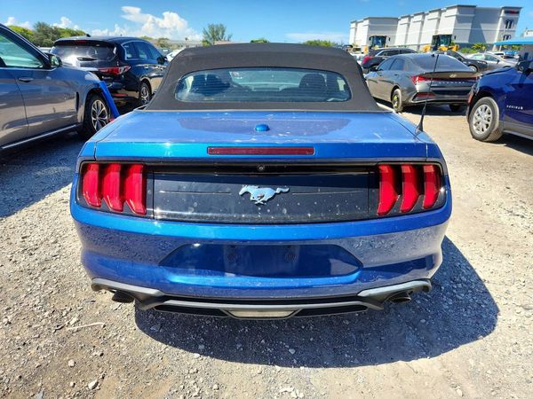 2022 FORD MUSTANG