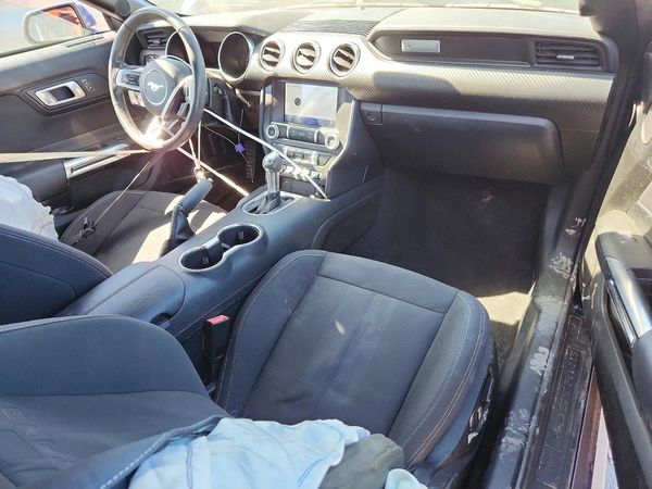 2022 FORD MUSTANG