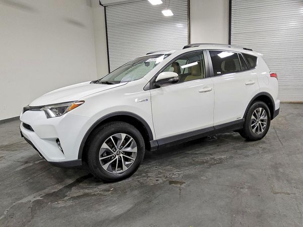 2018 TOYOTA RAV4 LE Plus/XLE