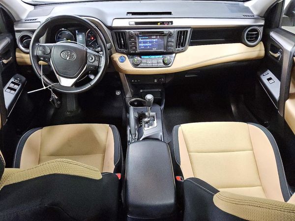 2018 TOYOTA RAV4 LE Plus/XLE