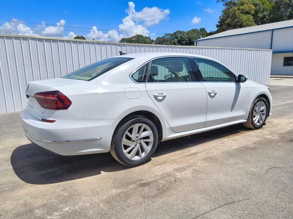 2018 VOLKSWAGEN PASSAT SE, SE w/ Technology — PSRA