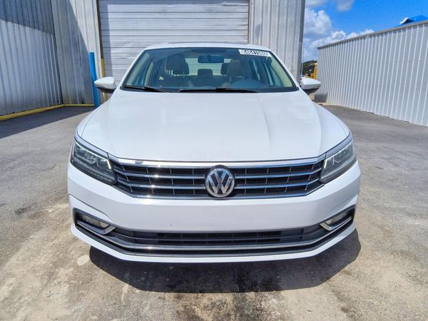2018 VOLKSWAGEN PASSAT SE, SE w/ Technology — DIRF