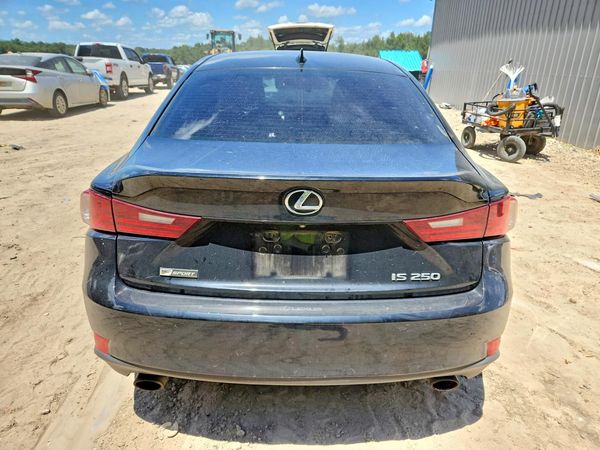 2015 LEXUS IS