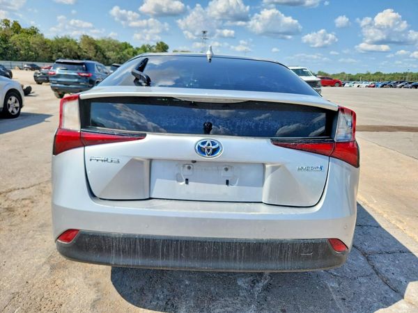 2020 TOYOTA PRIUS